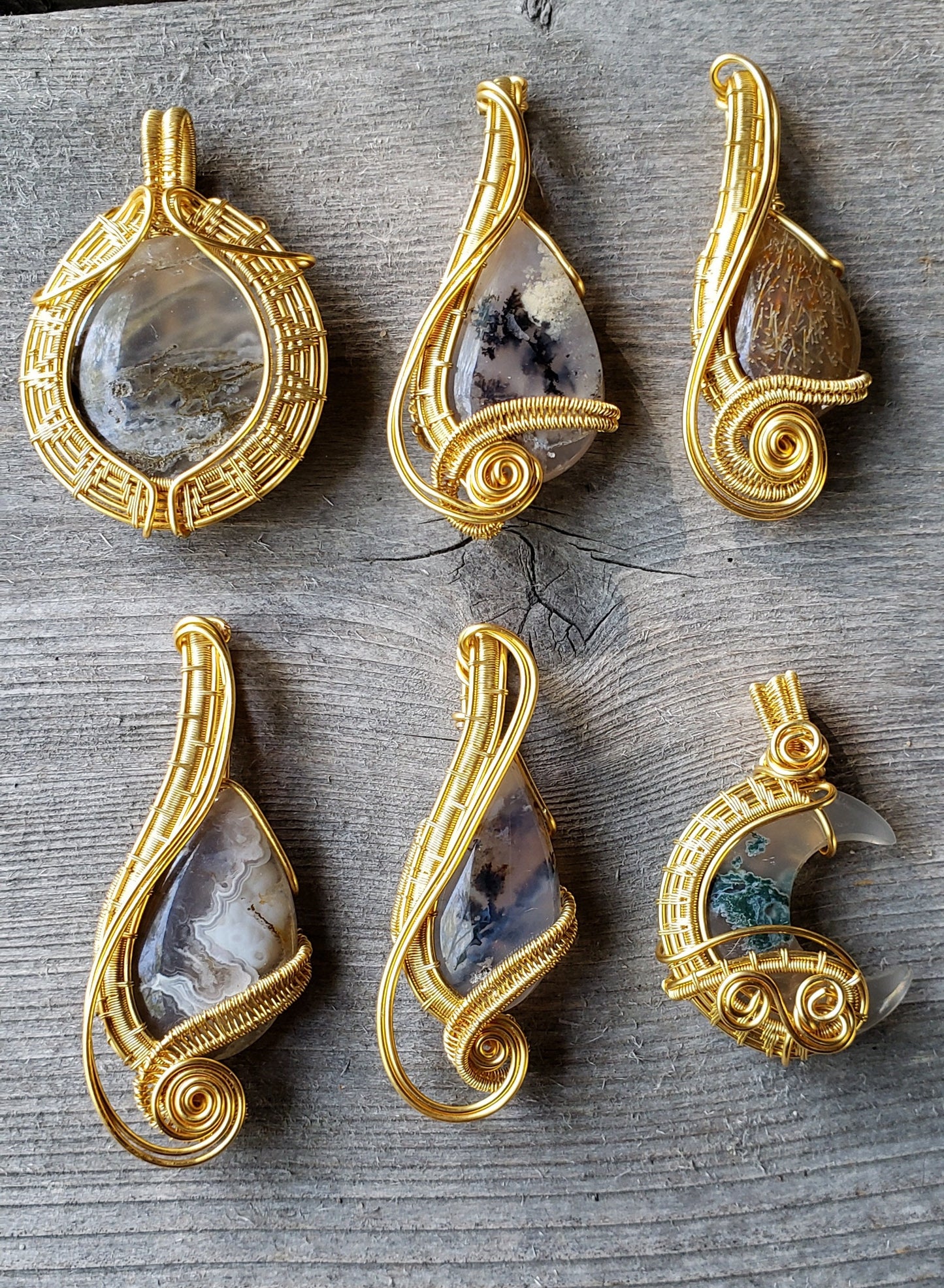 Gold Wire Wrapped Dendritic Agate