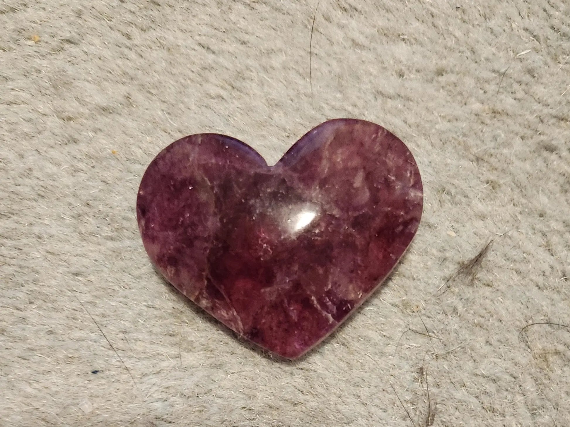 Fluorite Hearts, Carved Crystal Heart Stones, Blue Purple Fluorite, Negative Energy Sweeps, Calming Crystal, Palm & Pocket Stones Etsy