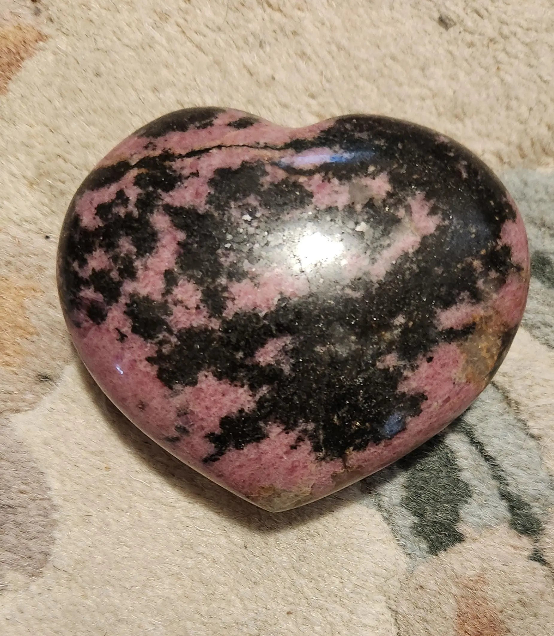 Rhodonite Valentine Heart with Stand, 3.5 x 3.1 1LB 1.1OZ, Nice Markings, Show your Love Forever, Pink and Black Carved Crystal Etsy