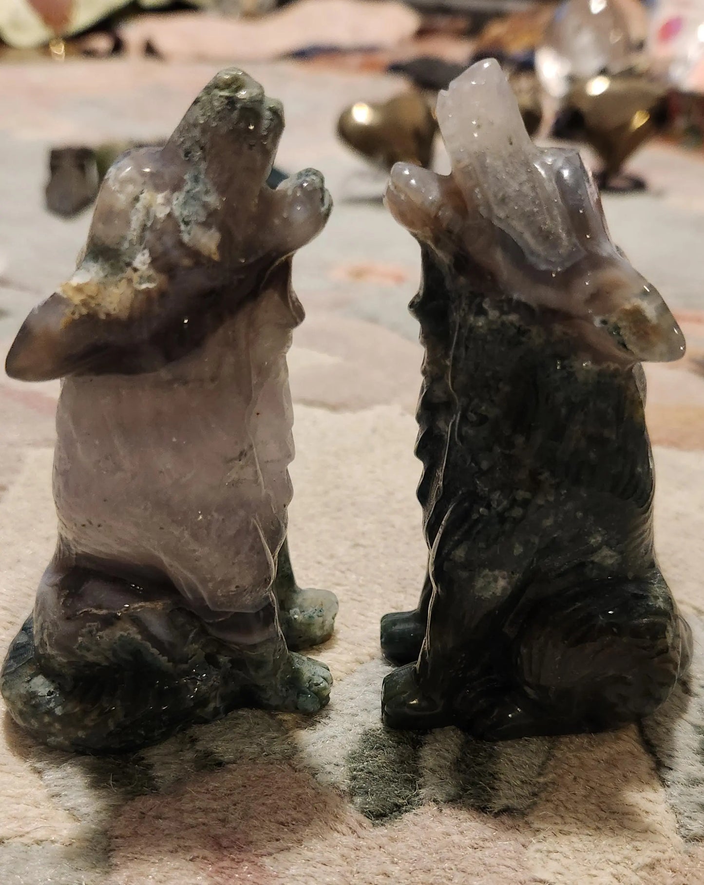 Moss Agate Wolf Carving, Howling Wolf Carving, Moss Agate Animal Carving, Carved Crystal Wolf,Chalcedony,Tranquility and Emotional Balance Etsy