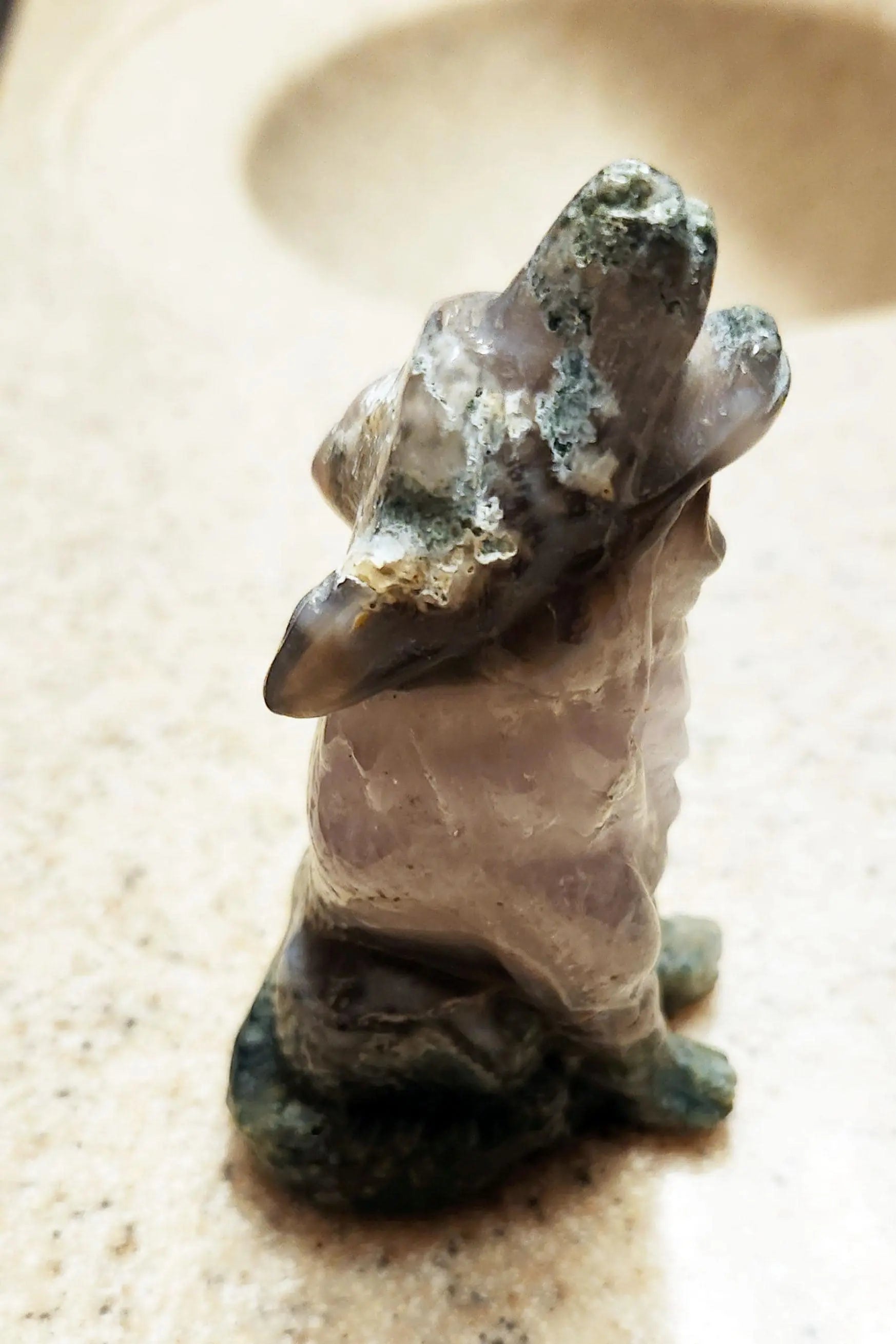 Moss Agate Wolf Carving, Howling Wolf Carving, Moss Agate Animal Carving, Carved Crystal Wolf,Chalcedony,Tranquility and Emotional Balance Etsy