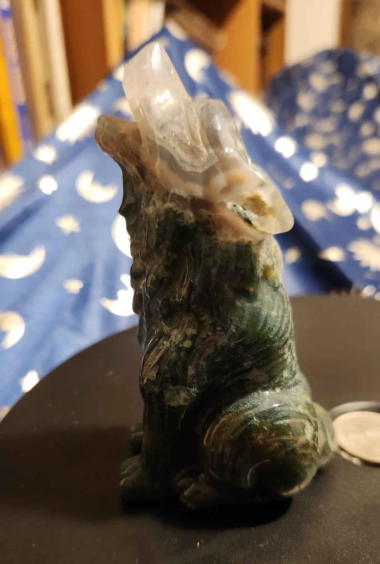 Moss Agate Wolf Carving, Howling Wolf Carving, Moss Agate Animal Carving, Carved Crystal Wolf,Chalcedony,Tranquility and Emotional Balance Etsy