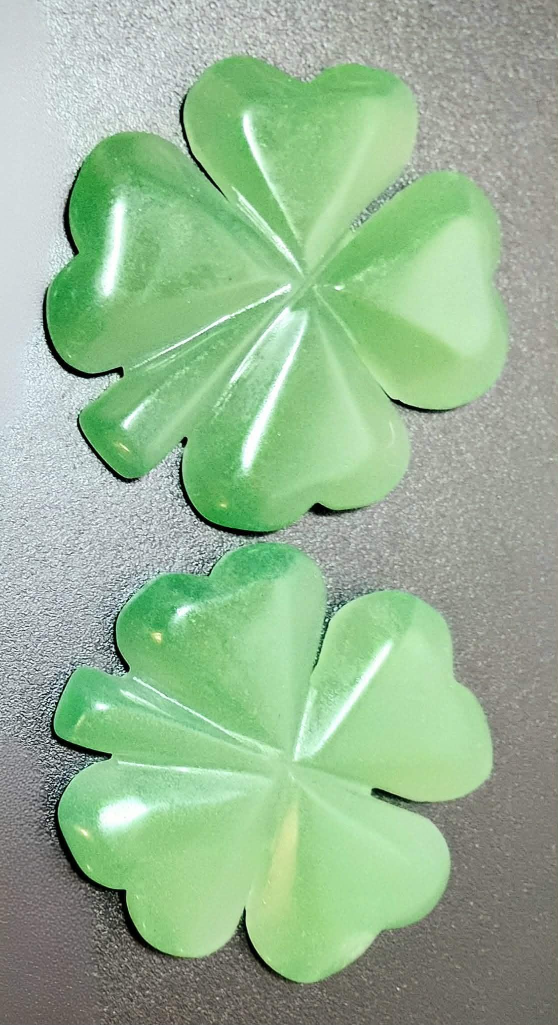 Green Aventurine Crystal Clover, 4 Leaf Lucky Charm, Festival and Good Luck Trinket